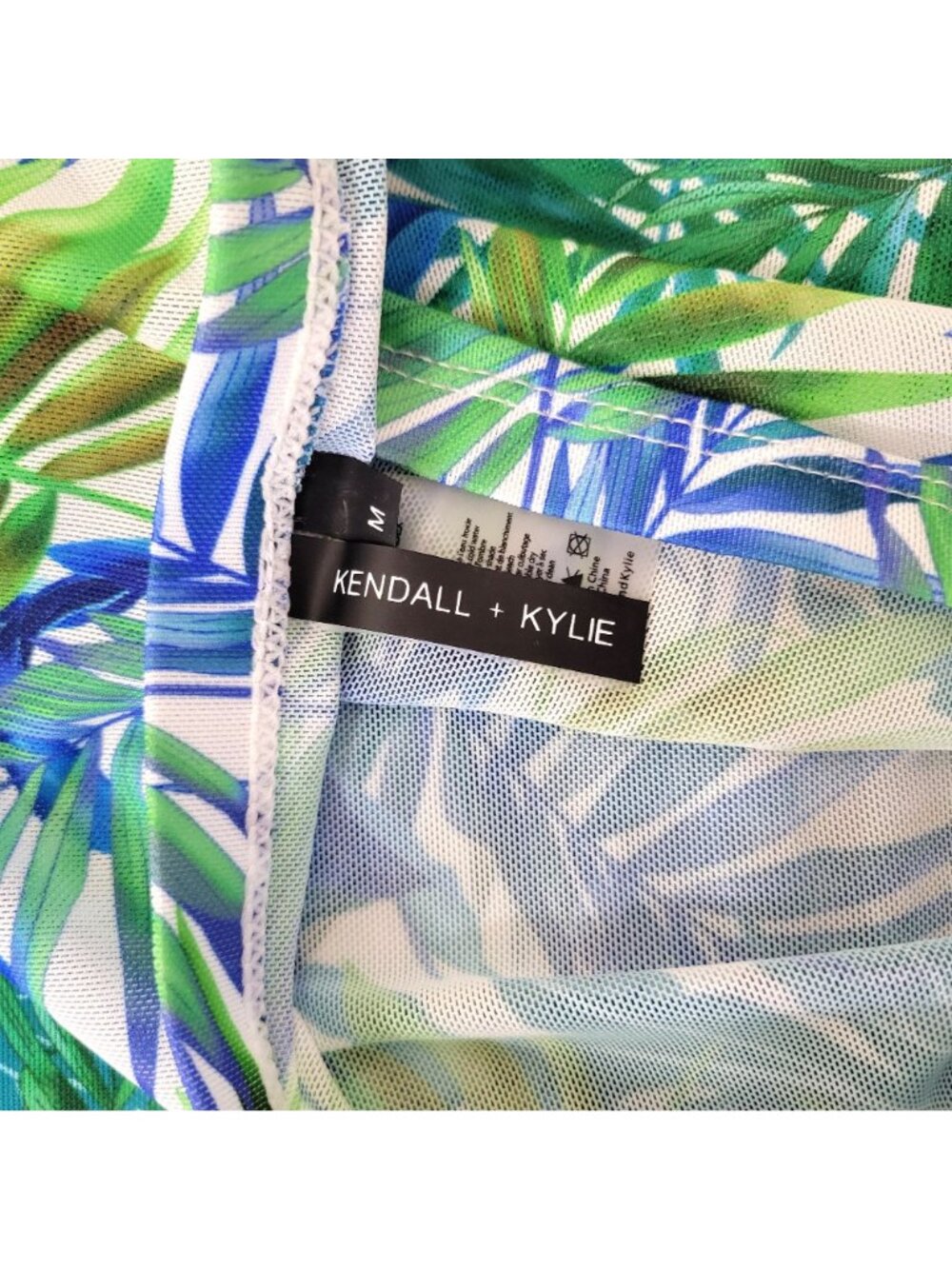Kendall + Kylie Women’s Tropical Print One-Shoulder Swimsuit Set - Picture 8 of 8